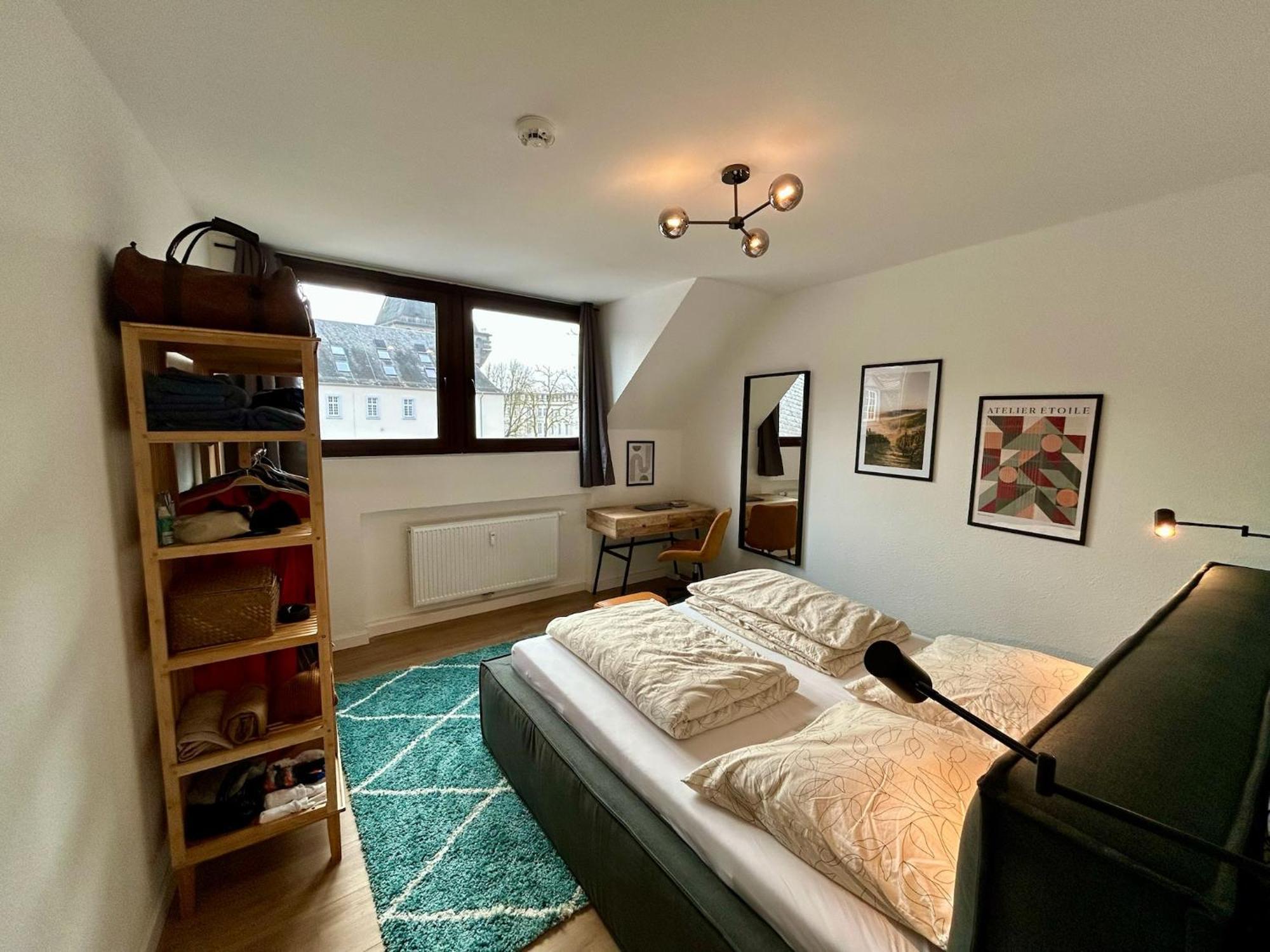 Karl Central Flats - Netflix - Parkplatz - Balkon Trier Exterior foto